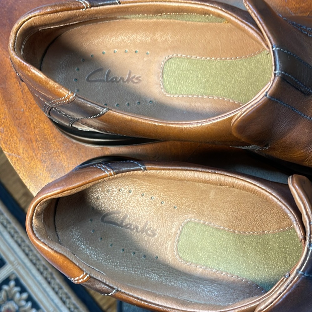 Clark’s Men Loafers 👞 size  10 1/2  M Brown - Picture 10 of 10